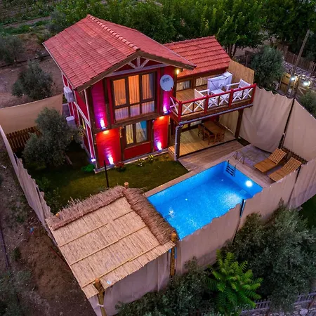 Villa Girmeler Koey Evleri