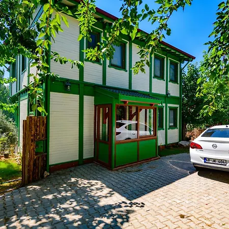 Girmeler Koey Evleri Villa Gebeler